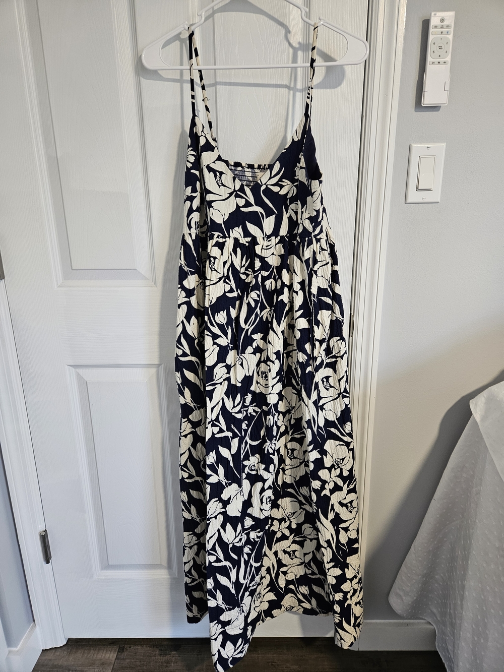 Has Pockets! a new day Navy and Cream Maxi